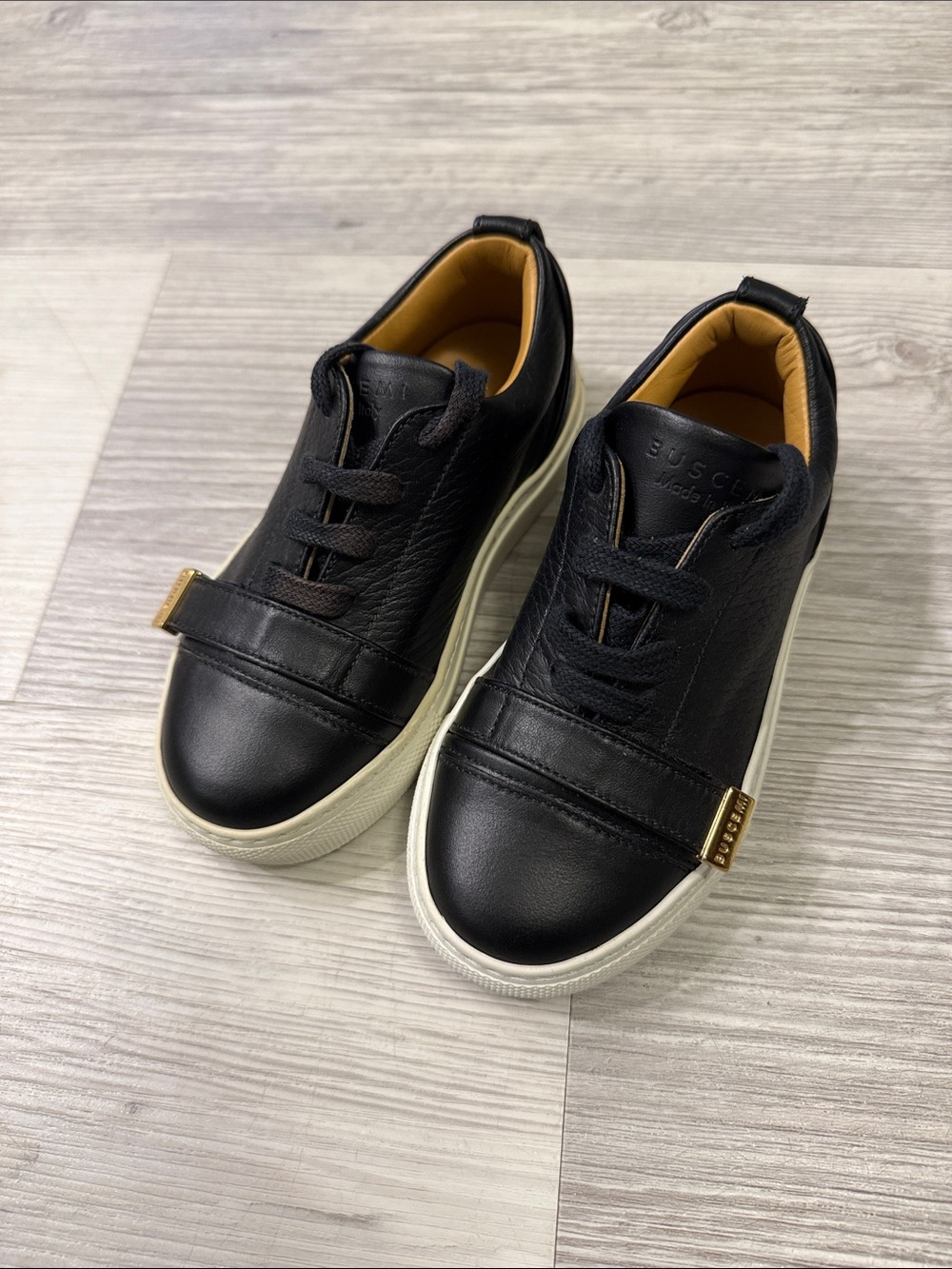 Size 25 Buscemi Leather Shoes Size 8.5-9 in USA kids toddler